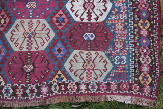 Malataya Kelim Eastern Anatolia 19th centory, good condition,
Size: 175x160cm 
Price: 650 €                     