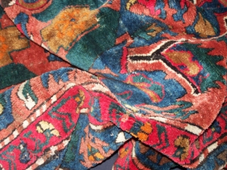 Tschelabert Kazak Caucasus early 20th century 220 x 135 cm, some sign of use, condition good. Synthetic colors.               