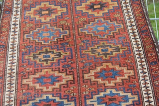 Northwest Persian Kurdish rug, memlingül desing vory good condition
Size: 270x114cm                       