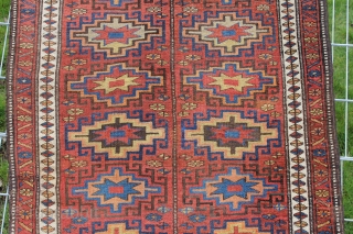 Northwest Persian Kurdish rug, memlingül desing vory good condition
Size: 270x114cm                       