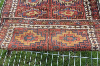 Northwest Persian Kurdish rug, memlingül desing vory good condition
Size: 270x114cm                       