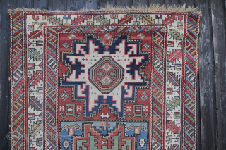 Leshgi Caucasus Wool on Wool low carpethallway with thinner spots in generally good condition.
Size:173x100cm
Price: 490€                  