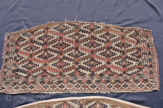   Two Tschaudor? Asmalyk (a few) 
  Wool on Wool r, good condition.
Size: 119x60 -  123x57cm              