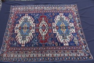 Zejwa  Schirwan around 1880
Wool on Wool with natural colors
Very good condition
Size: 148x122 cm                   