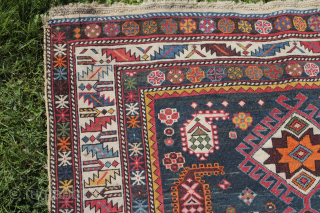 Schirwan Caucasus 19th century Wool on Wool Good condition for ist age
Size: 146x107cm
Price: 350€                   