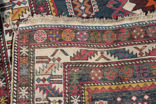 Schirwan Caucasus 19th century Wool on Wool Good condition for ist age
Size: 146x107cm
Price: 350€                   