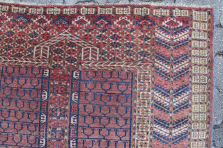 Tekke Engsi 19th century Very good condition
Size: 150x127cm
Price: 1300€                        