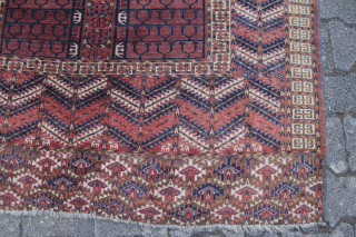 Tekke Engsi 19th century Very good condition
Size: 150x127cm
Price: 1300€                        
