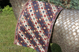 Shahsawan Mafrasch part wool on wool very good condition 
Size: 95X40 cm 
Price: 350 €                  