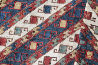 Shahsawan Mafrasch part wool on wool very good condition 
Size: 95X40 cm 
Price: 350 €                  