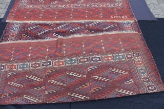  Jomud Mani carpet, 19. centtury Age appropriate condition 
Size: 316x198cm                      