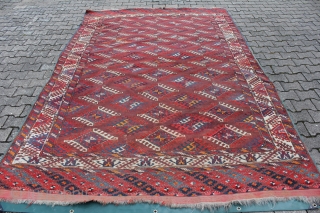 Jomud main carpet, a rare collector's carpet Signs of age and wear

Size: 318x228cm
                    