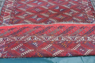 Jomud main carpet, a rare collector's carpet Signs of age and wear

Size: 318x228cm
                    