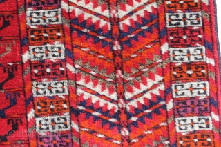Tekke Engsi Turkmenia First half of the 20th century 
very good condition Size: 200x130cm                   