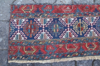 An antique Persian Mafrash Shahsavan Nordwest Persia Kamseh region
Age: around 1880
Dimensions:3.2"x1.5"
Material: wool on Wool With natural colors
Condition: Relatively good and okay.            