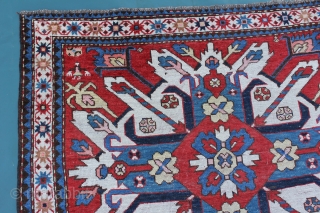 Tschelabert-Karabagh 19th century
good conddition
Size: 220x139cm                            