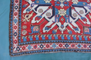 Tschelabert-Karabagh 19th century
good conddition
Size: 220x139cm                            