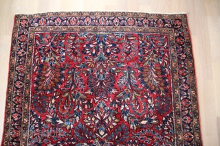 Sarugh Persian around 1930
Wool on cotton very good condition
Size: 144 x 104 cm                    