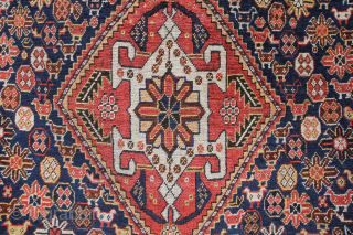 Gaschgai - Gaschguli around 1900 good condition
Size:195x135cm Price: 700€ + Post                      