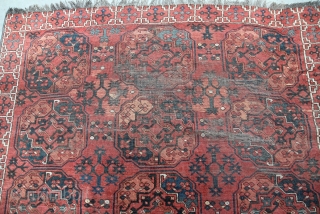 Ersari Maincarpet 2,38 x 1,77 m, Turkmenistan before 1800, condition good, partly low pile, original side but not complete,              