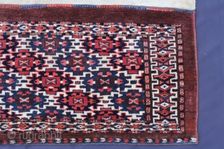 Torba Tent Bags Front Panels, 
Turkmenistan southeast caspian coast region So-called Eagle-göl group.
19th centory, excellent condition.
Size: 93x39cm                