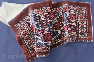 Torba Tent Bags Front Panels, 
Turkmenistan southeast caspian coast region So-called Eagle-göl group.
19th centory, excellent condition.
Size: 93x39cm                