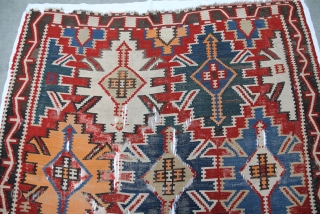 Kuba Kelim Fragment about 1900, size 2,92 x 1,70 m, wool on wool, fair, slits,  backed on fabric              