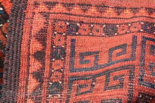Ersari mani carpet antique around 1900 Tribal carpet from Beschir - Amu Daya Valley region Wool on Wool natural colors slight moth damage.otherwise in goot condition 
Dimensions. 267 (255)x 226cm   