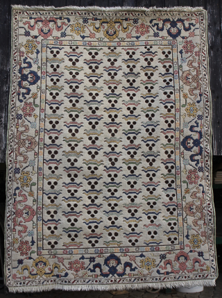 An old Tuduc carpet with a Selendi pattern from Romania (Eastern Europe).
This carpet is modeled on a Selendi carpet from Western Anatolia, featuring the famous Cintamani pattern from this settlement.
Tuduc carpets often  ...