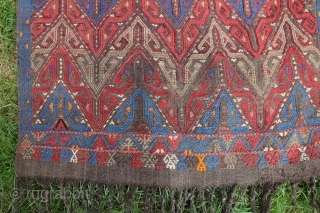 Verneh Aserbaidschan, Wool on Wool Natural color Very good condition
Size: 119x93cm 
PRICE: 250€                    