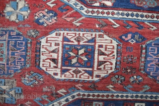 Fragment Sumak 18th century, 
Kuba-Dagestan, 1,00 x 1,04 m, for condition please look at the photos.                 