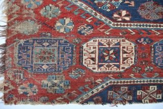 Fragment Sumak 18th century, 
Kuba-Dagestan, 1,00 x 1,04 m, for condition please look at the photos.                 