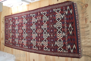 Jomud Flat weave Kelim - Sumagh around 1900
Wool on wool with a proportion of
Very good condition.
Size: 230x102 cm               