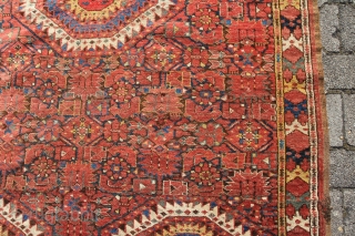 Antique Ersari Beshir, Age and signs of Wear
Size: 228x143cm                        