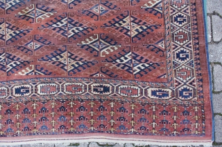 YOMUT Mani Carpet Wool on Wool Cood condition, pile low in places
Size: 360x260cm                    