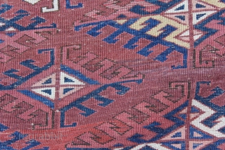 YOMUT Mani Carpet Wool on Wool Cood condition, pile low in places
Size: 360x260cm                    