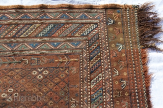 Zili,Verneh, Bachtiari Region, Late 19th century.
Wool on Wool Natural color good condition,
Size: 208x164cm  Foot 6,10"x5,5"

                 