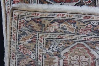 Bandirma Western Anatolia around 1920
Wool on ctton, Very good condition 
Size: 170x125cm                     