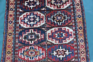 Mogahn antique  Wool on Wool natural color very good condition with fewer signs of use
size 296x130cm                