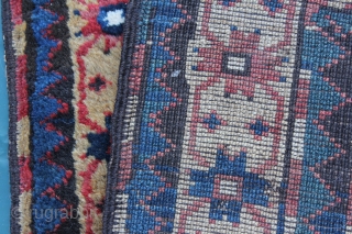 Mogahn antique  Wool on Wool natural color very good condition with fewer signs of use
size 296x130cm                