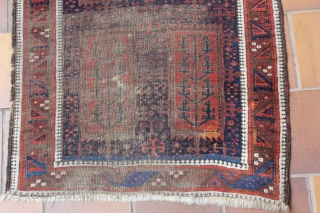 Antique Timuri Baluch rug dy the Yaqub Khani Subtribe,

Original Sides with oxidized dark browns. Many wounderful motifs, 
wounderful blues Cheers.
Size: 160x80cm            