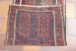 Antique Timuri Baluch rug dy the Yaqub Khani Subtribe,

Original Sides with oxidized dark browns. Many wounderful motifs, 
wounderful blues Cheers.
Size: 160x80cm            