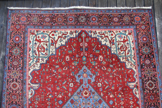 Farahan Central Persia, early 20th century very good condition, Size: 203x137cm
Price: 950€                     