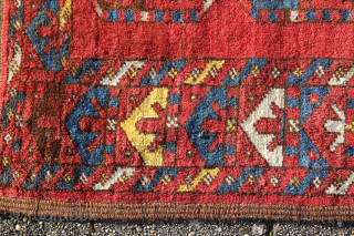 Turkmenistan Ersari tribe around 1900 very good condition
Size: 130x103cm
Price: 350€                       