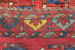 Turkmenistan Ersari tribe around 1900 very good condition
Size: 130x103cm
Price: 350€                       