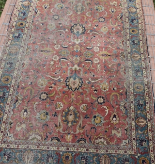 Tebris Antique, with strong signs of wear
Size: 300x200cm 
Price:450€                        