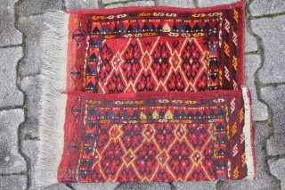 Beschir Mafrasch Turkmenistan around 1920
Wool on Wool in a good condition,
SIZE: 80x54 cm
                    