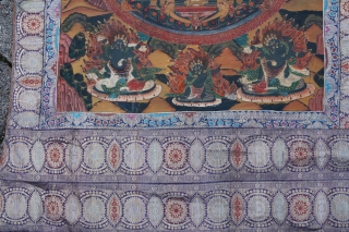 Tanga Tibet Linen painting around 1900 in a good condition
SIZE: 104x70 cm                     