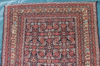 Farahan Persien Late 19 th century Wool on cotton Natural color,
good condition
Size: 193x132cm                    