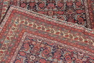 Farahan Persien Late 19 th century Wool on cotton Natural color,
good condition
Size: 193x132cm                    